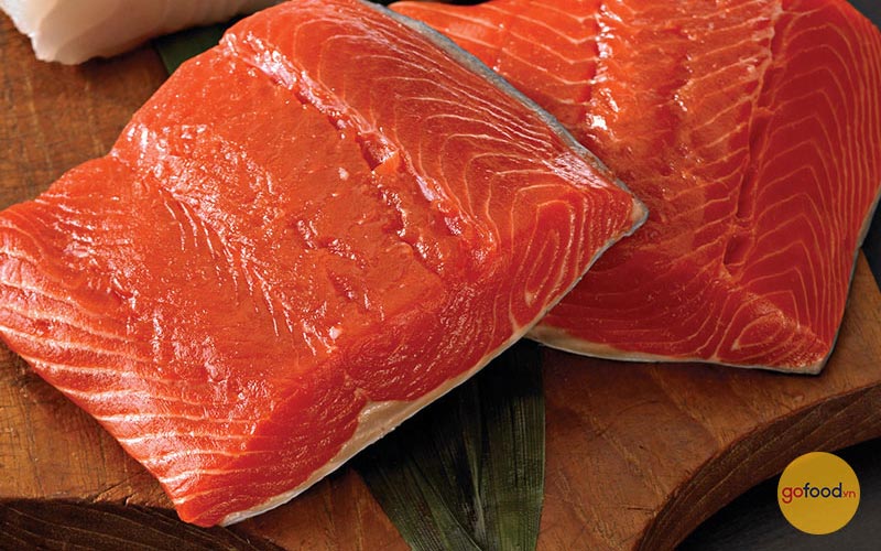 Hàm Lượng Omega3: Sự Khác Biệt Giữa Cá Hồi Nuôi và Cá Hồi Tự Nhiên