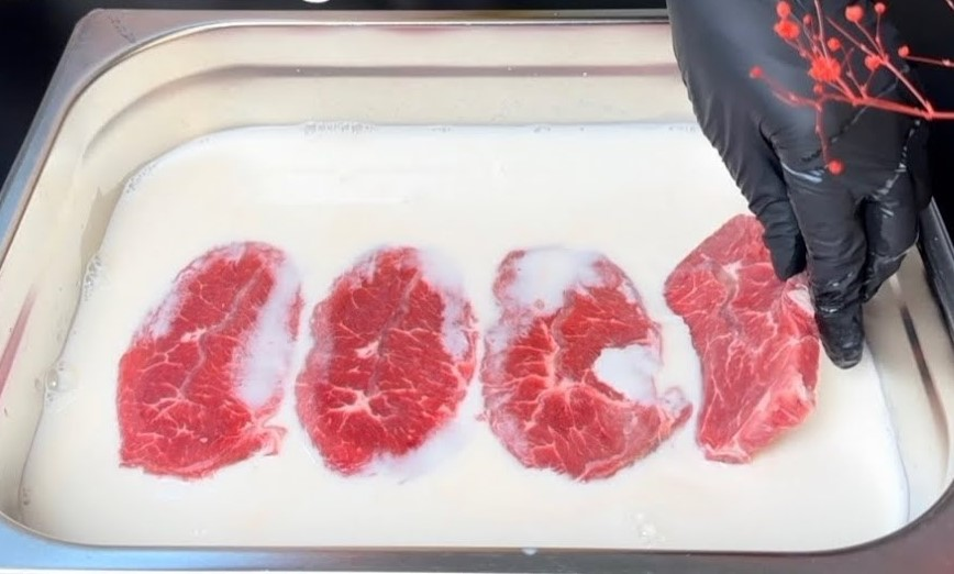 Ảnh Hưởng Của Dầu Đến Hương Vị Bít Tết: Bí Quyết Của Các Đầu Bếp Chuyên Nghiệp